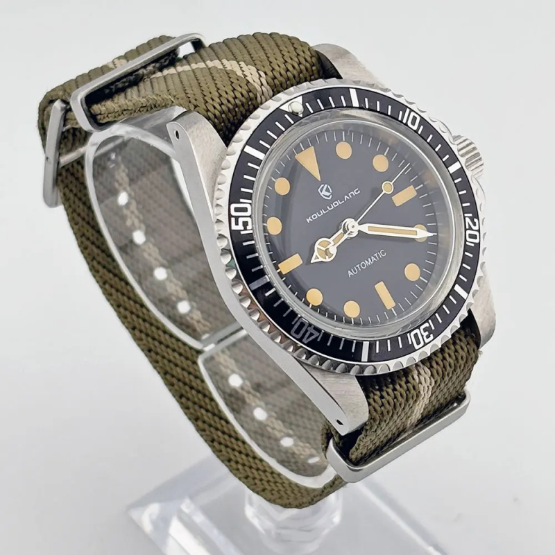 NH35 vintage 40mm sapphire gla - Tropic Strap Vintage のレビューと価格